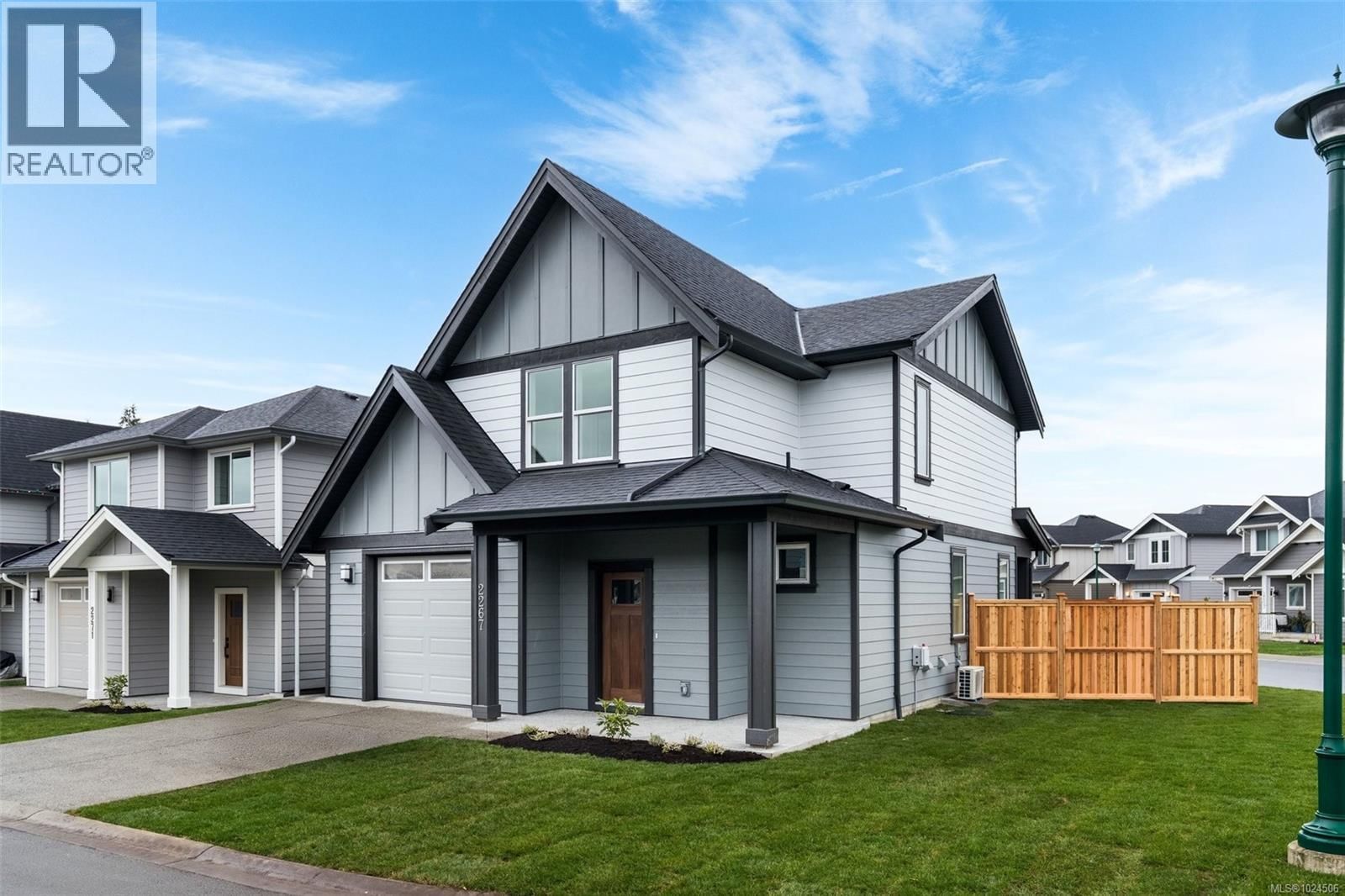 2267 EVELYN LANE Image 2