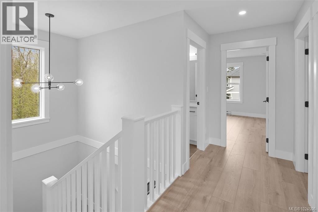 2267 EVELYN LANE Image 32