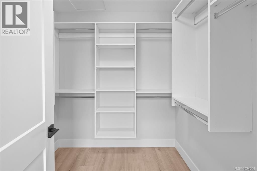 2267 EVELYN LANE Image 38