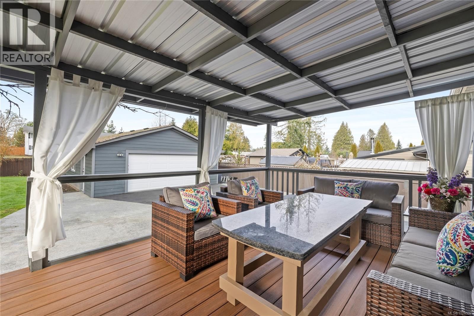 775 BARCLAY CRESCENT SOUTH Image 22