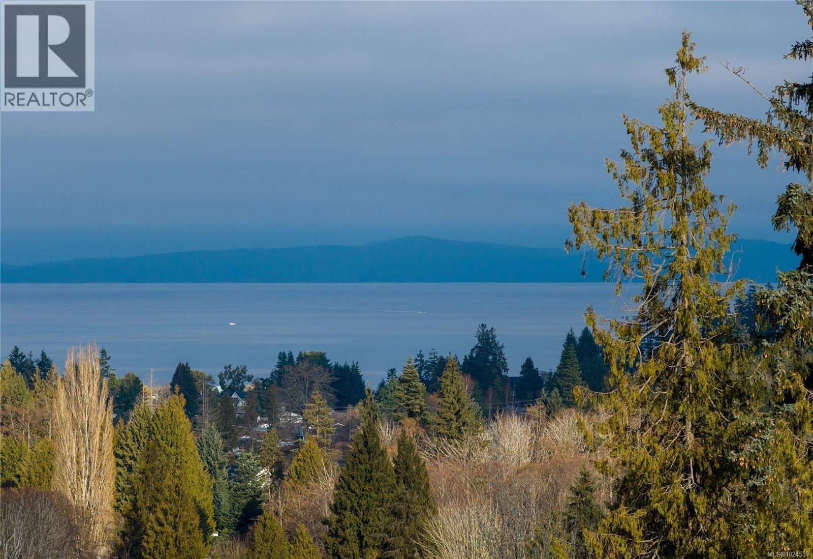 775 BARCLAY CRESCENT SOUTH Image 33