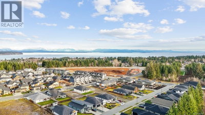 743 Salmonberry Street | Campbell River British Columbia | Slide Image Seven