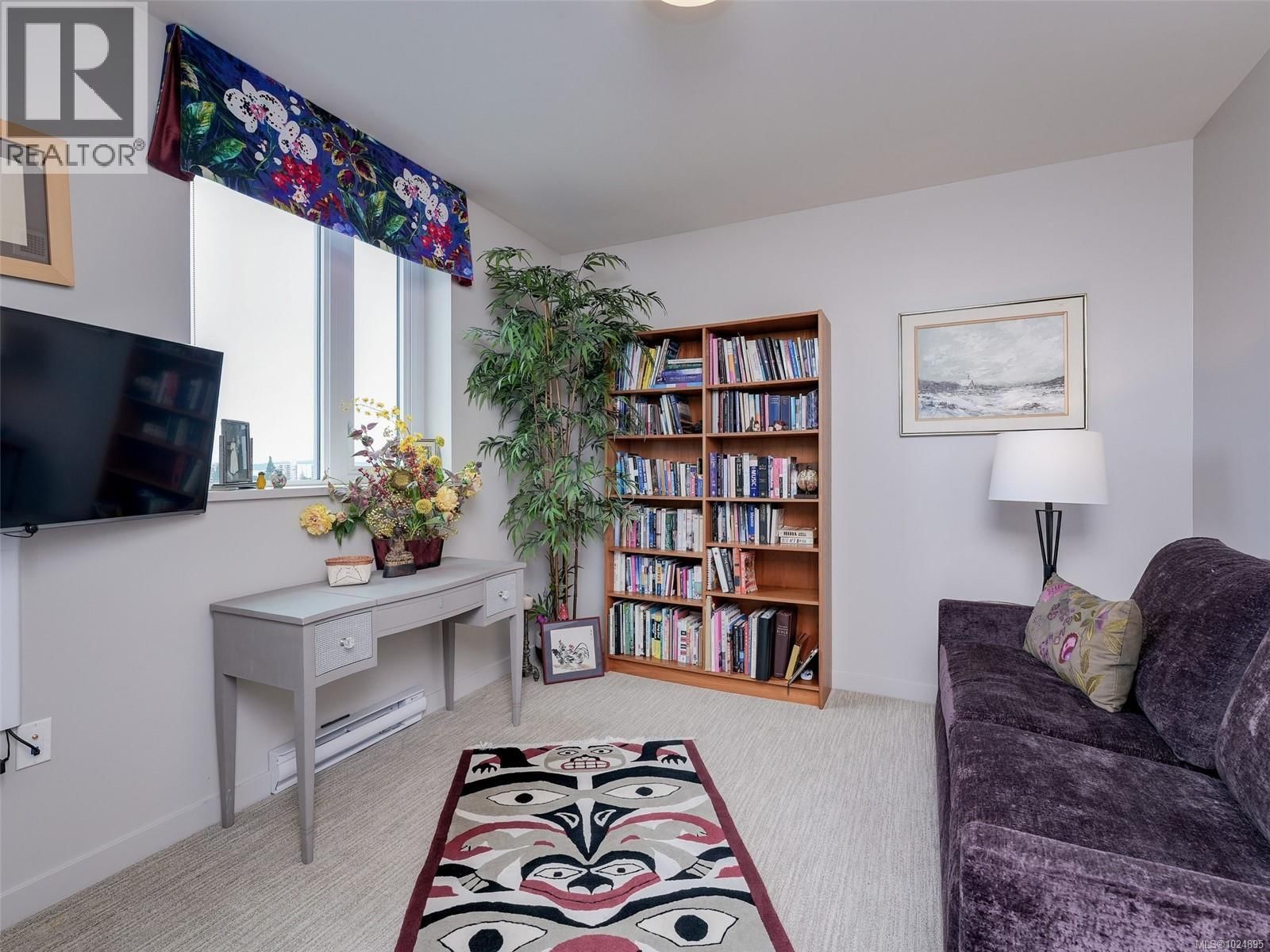 1303 - 777 BELLEVILLE STREET Image 10