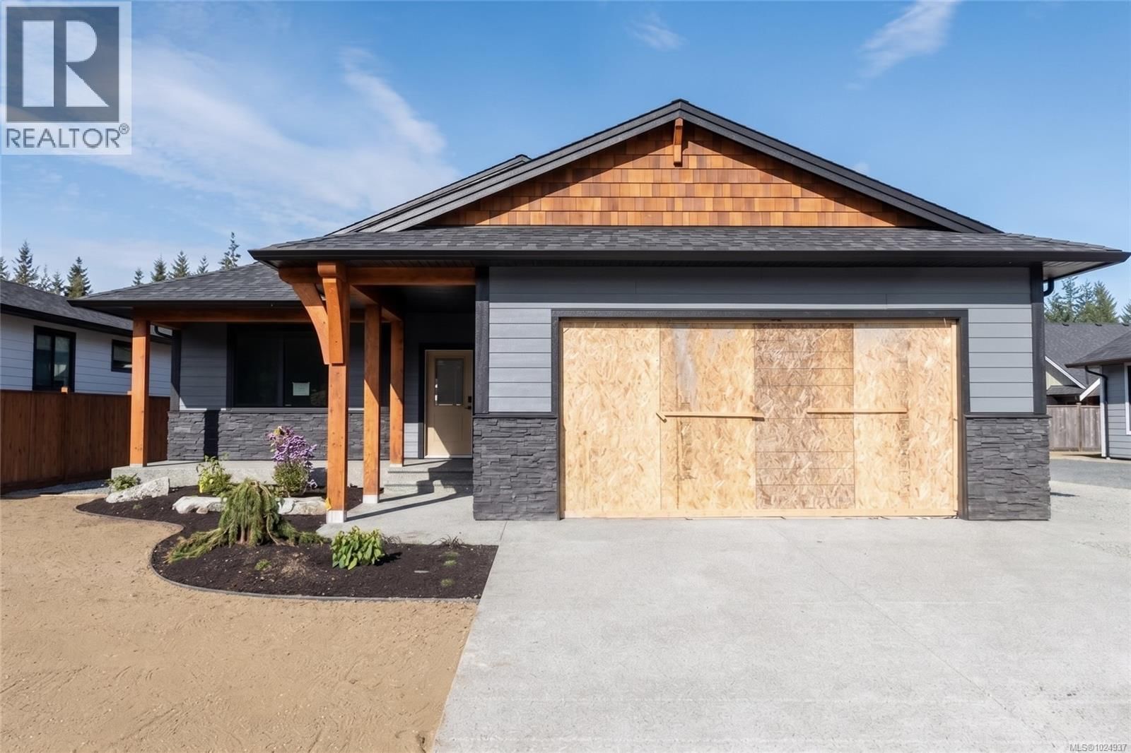 762 SITKA STREET Image 1