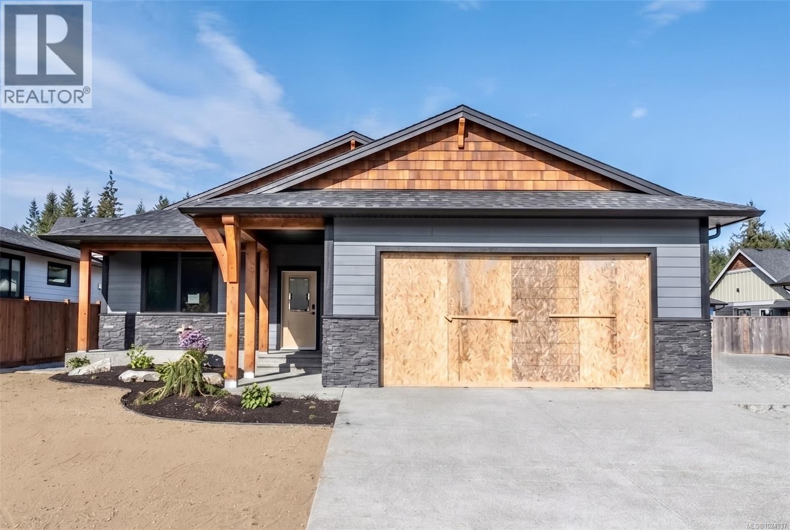 762 SITKA STREET Image 4