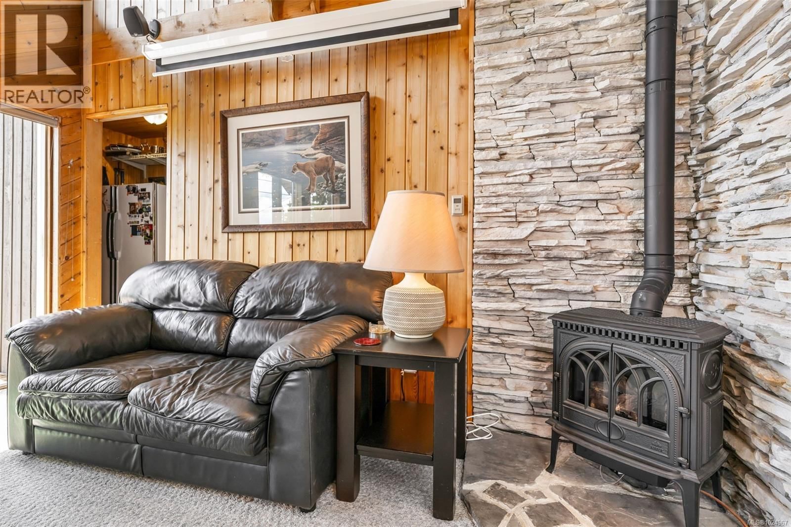 886 JUTLAND TERRACE Image 33