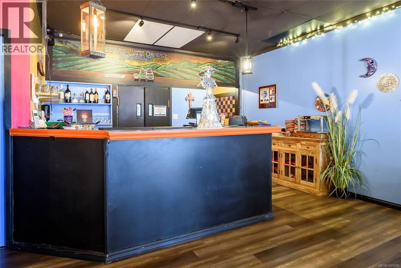 Image #1 of Restaurant for Sale at 14th, Courtenay, British Columbia