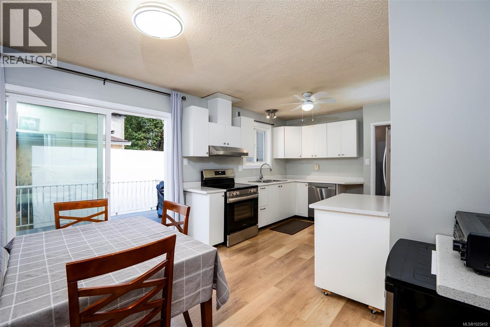2116 Northfield Road property photo