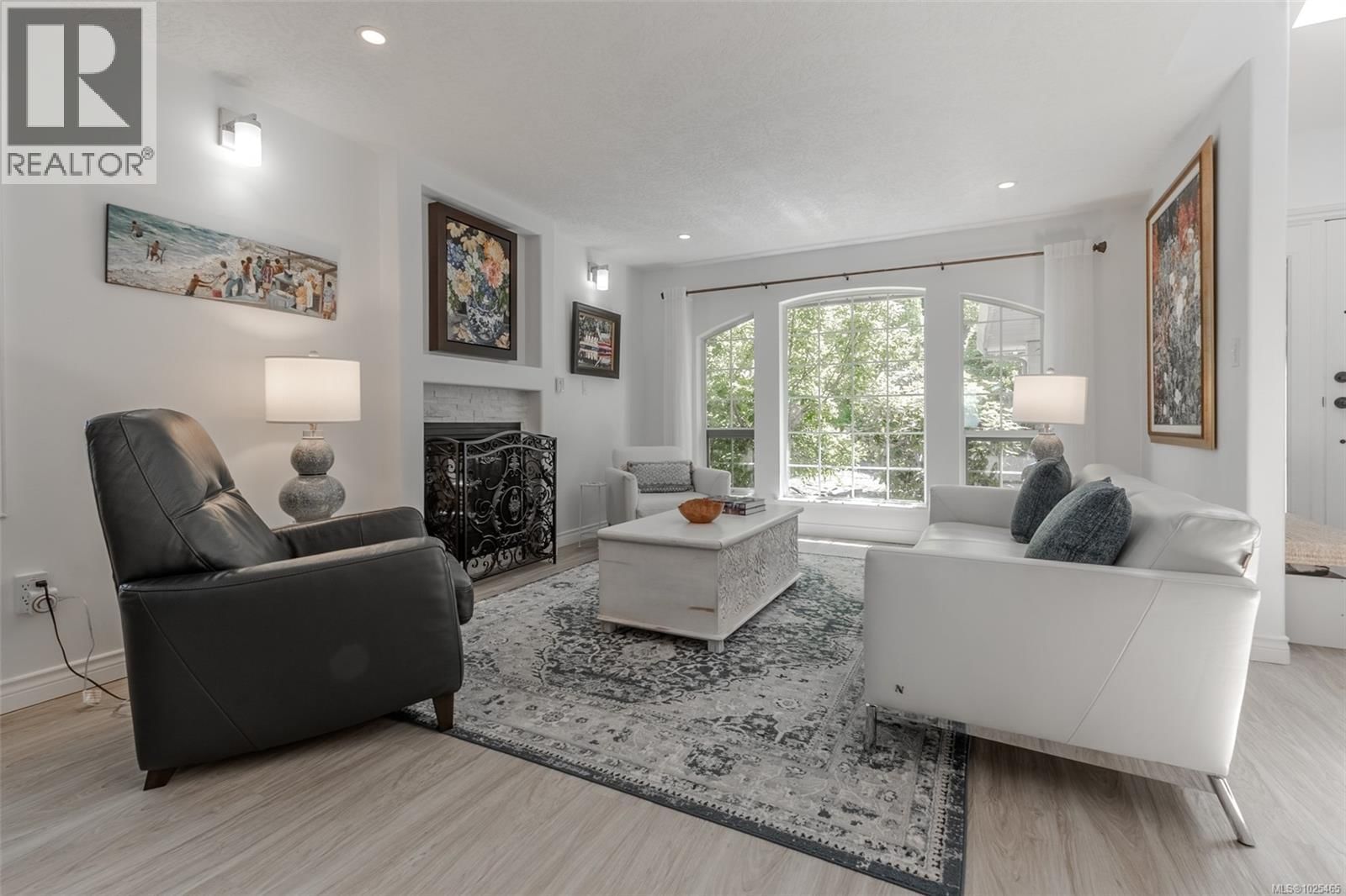 6039 CHIPPEWA ROAD Image 14