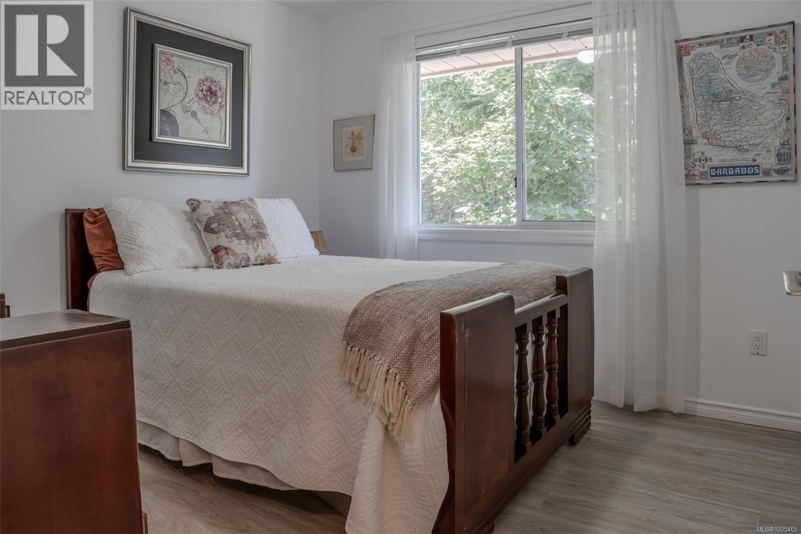 6039 CHIPPEWA ROAD Image 23