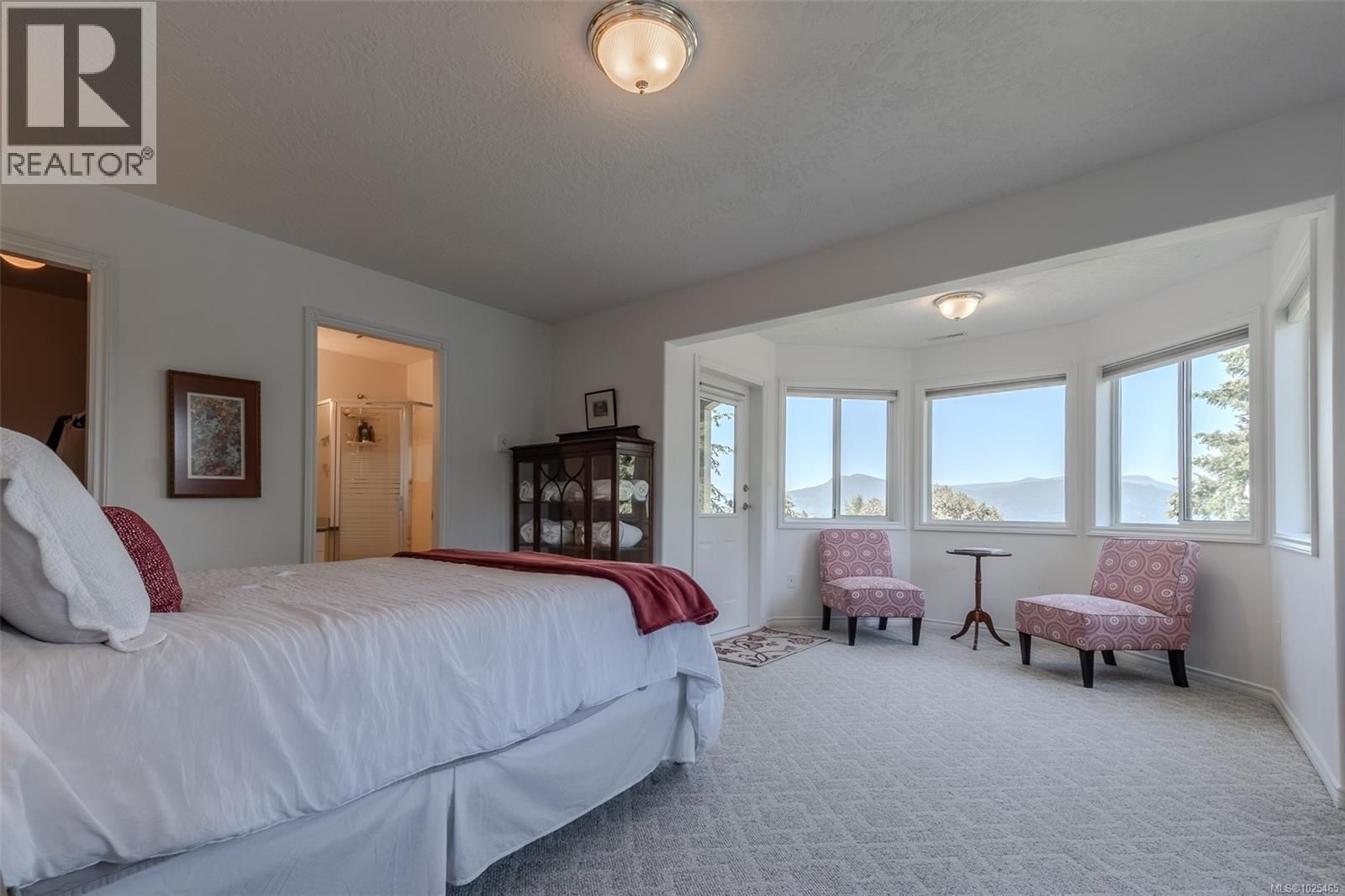 6039 CHIPPEWA ROAD Image 26