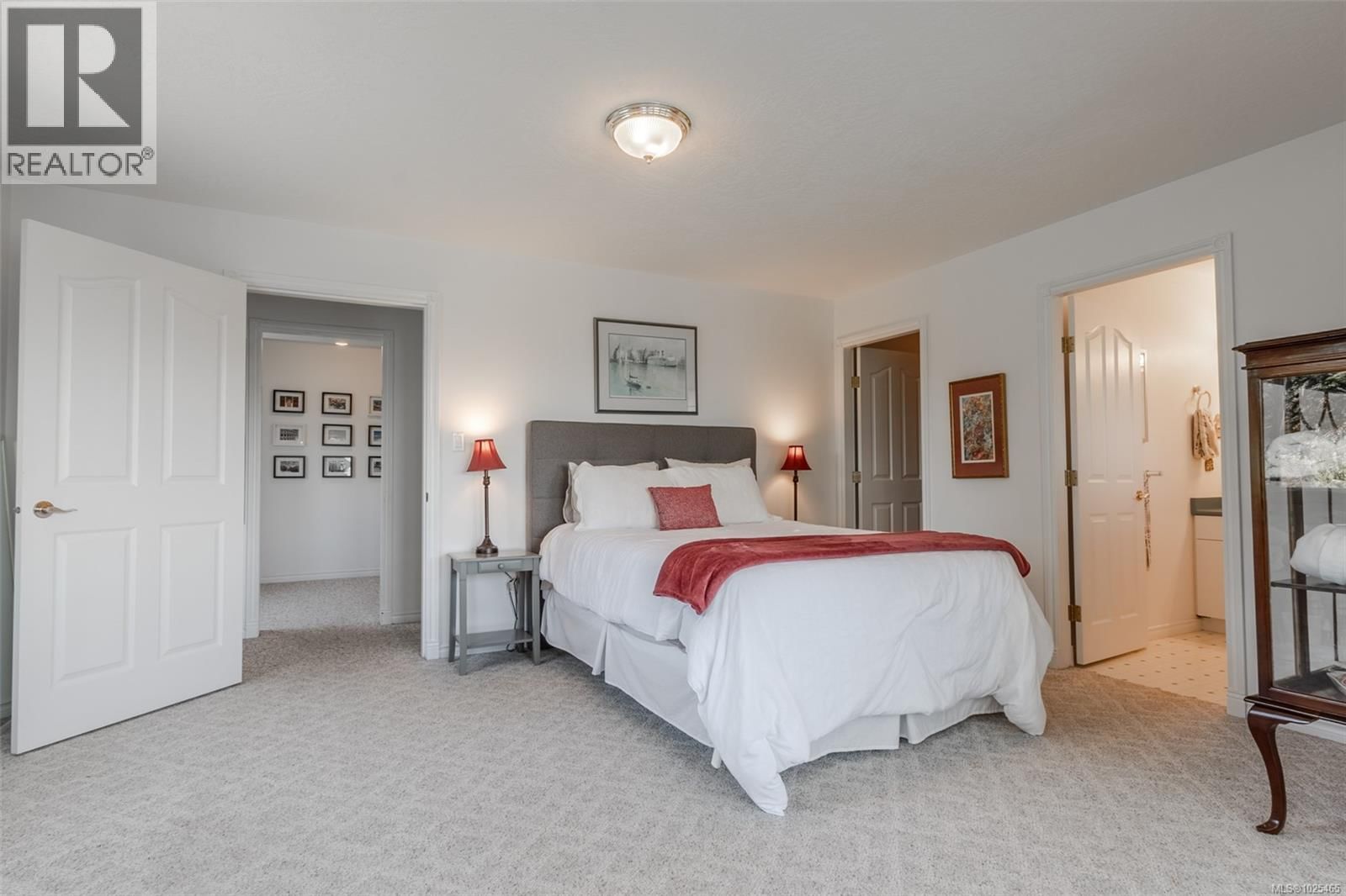 6039 CHIPPEWA ROAD Image 28