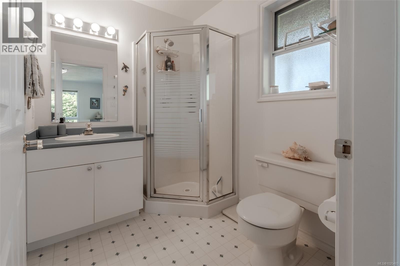 6039 CHIPPEWA ROAD Image 29