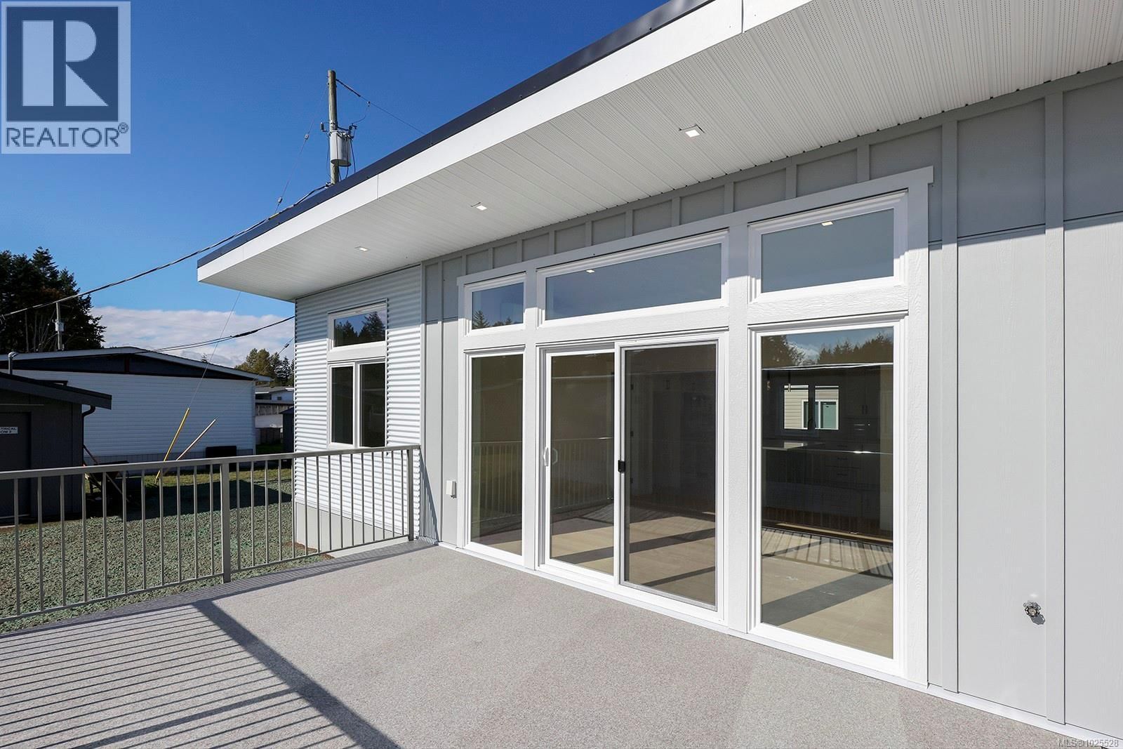 16 1240 Wilkinson Road property photo