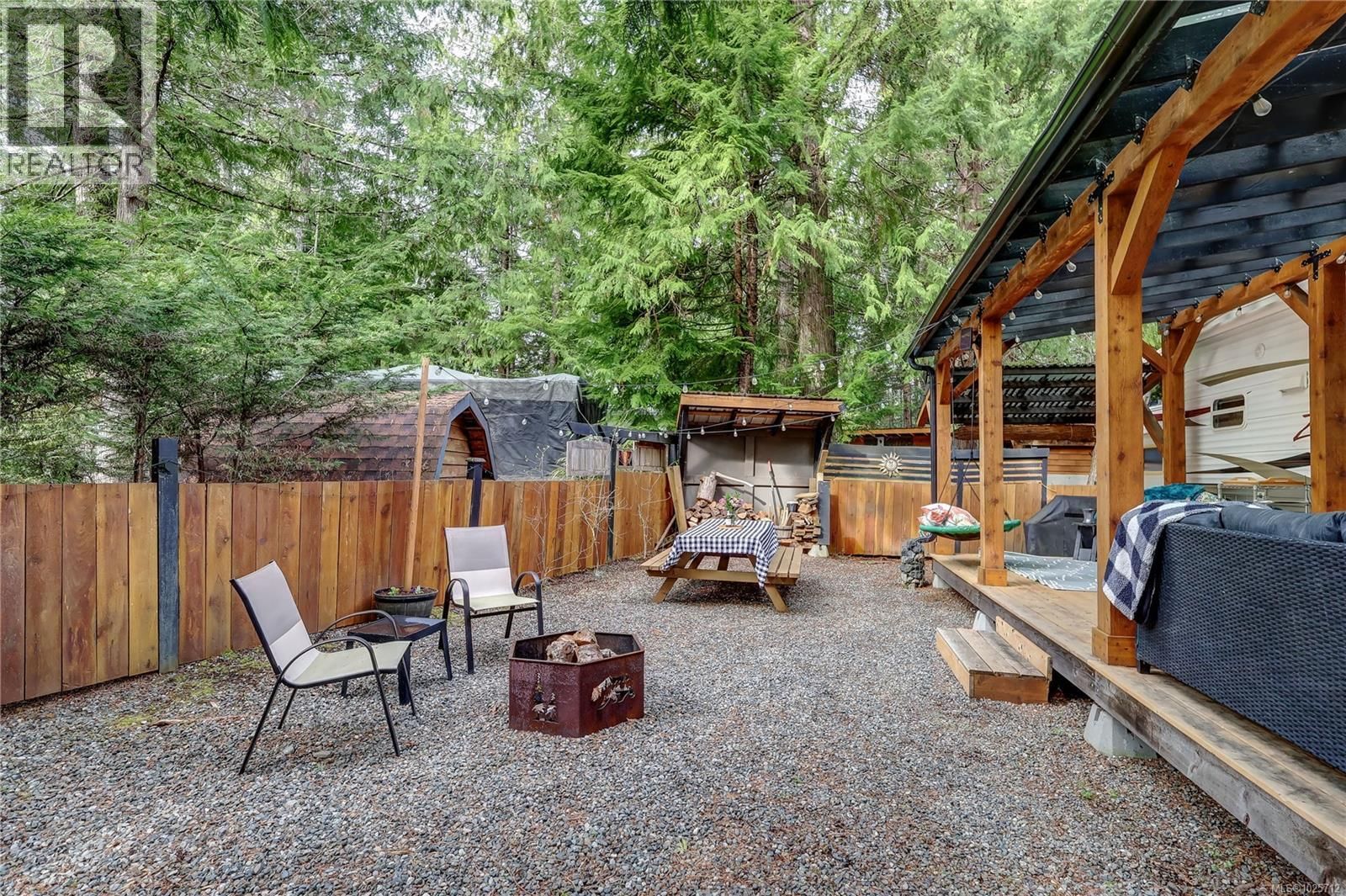 C18 2650 Turnbull Road property photo