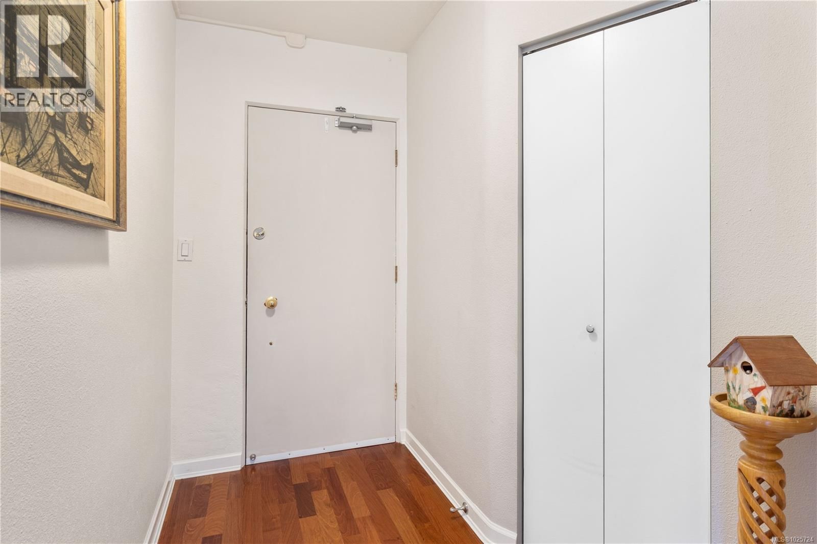201 375 Newcastle Avenue property photo
