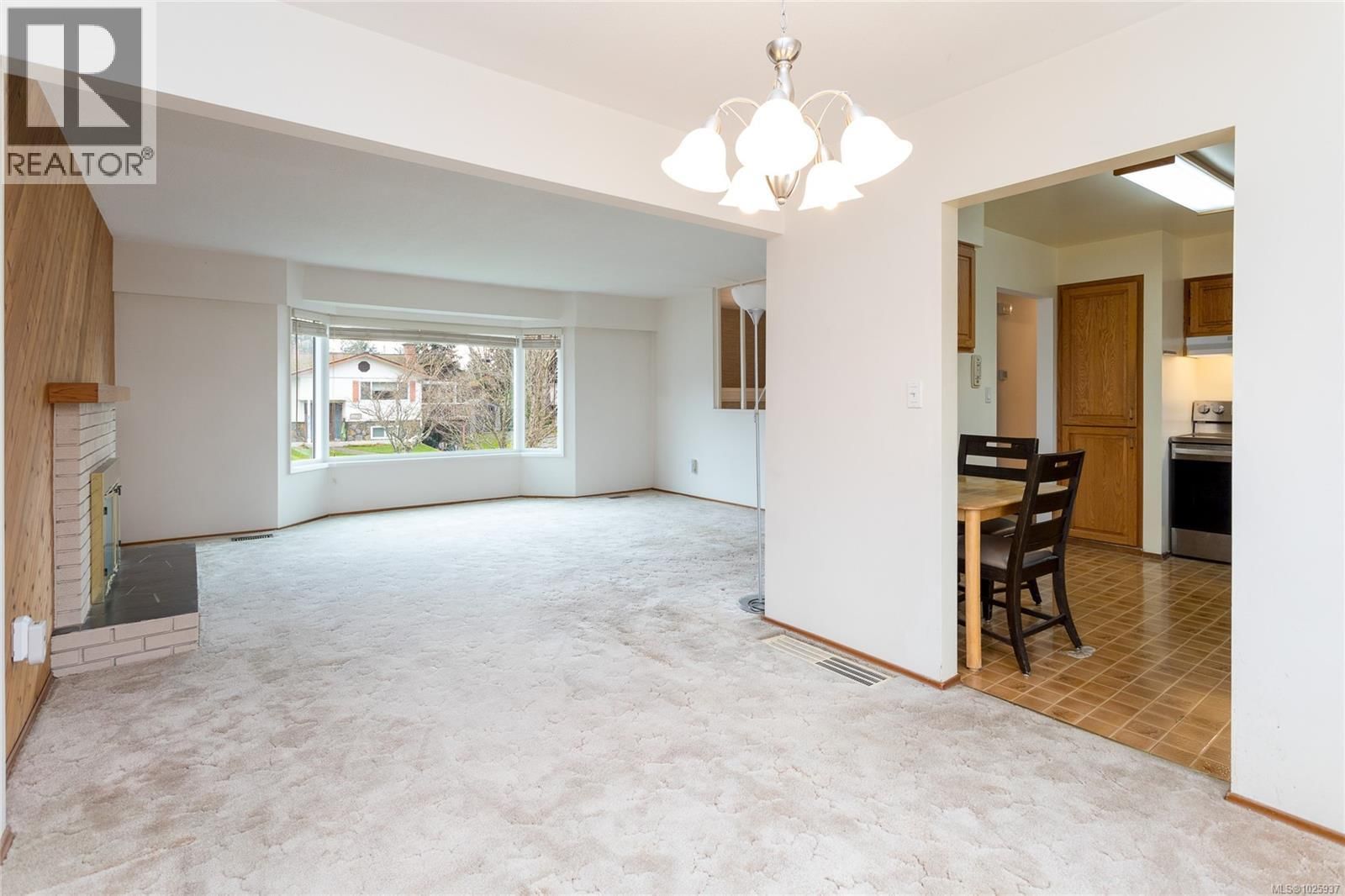 2930 CAROL ANN PLACE Image 13