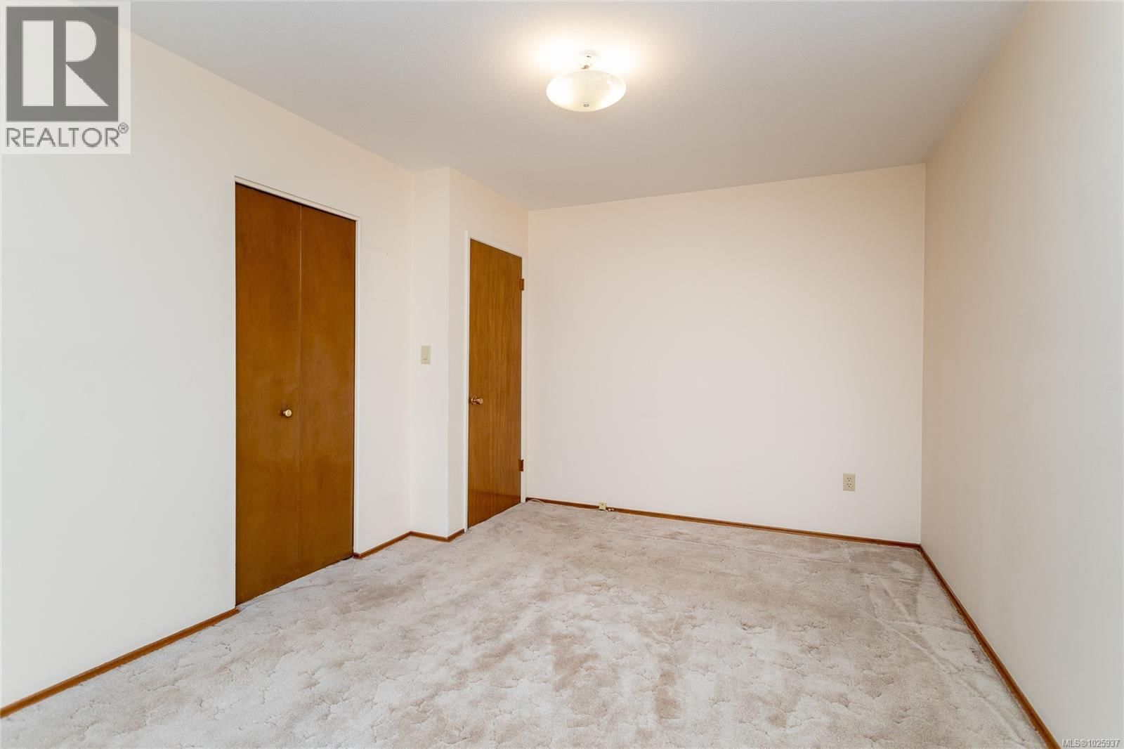 2930 CAROL ANN PLACE Image 21