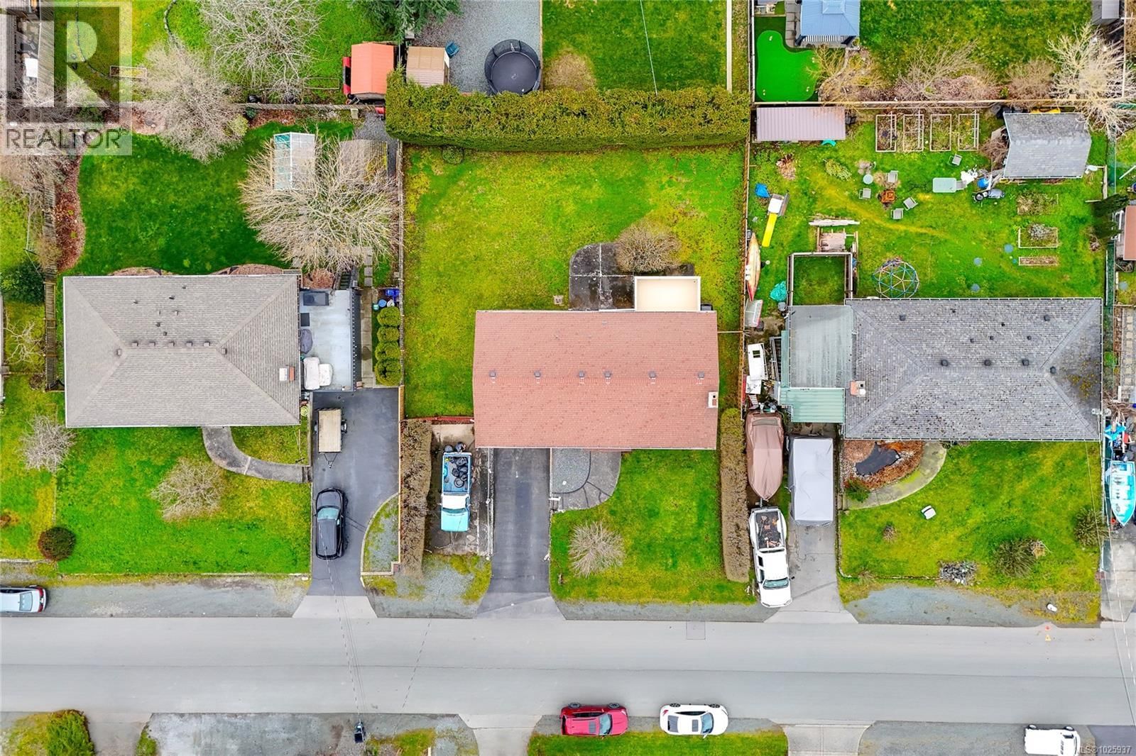 2930 CAROL ANN PLACE Image 43