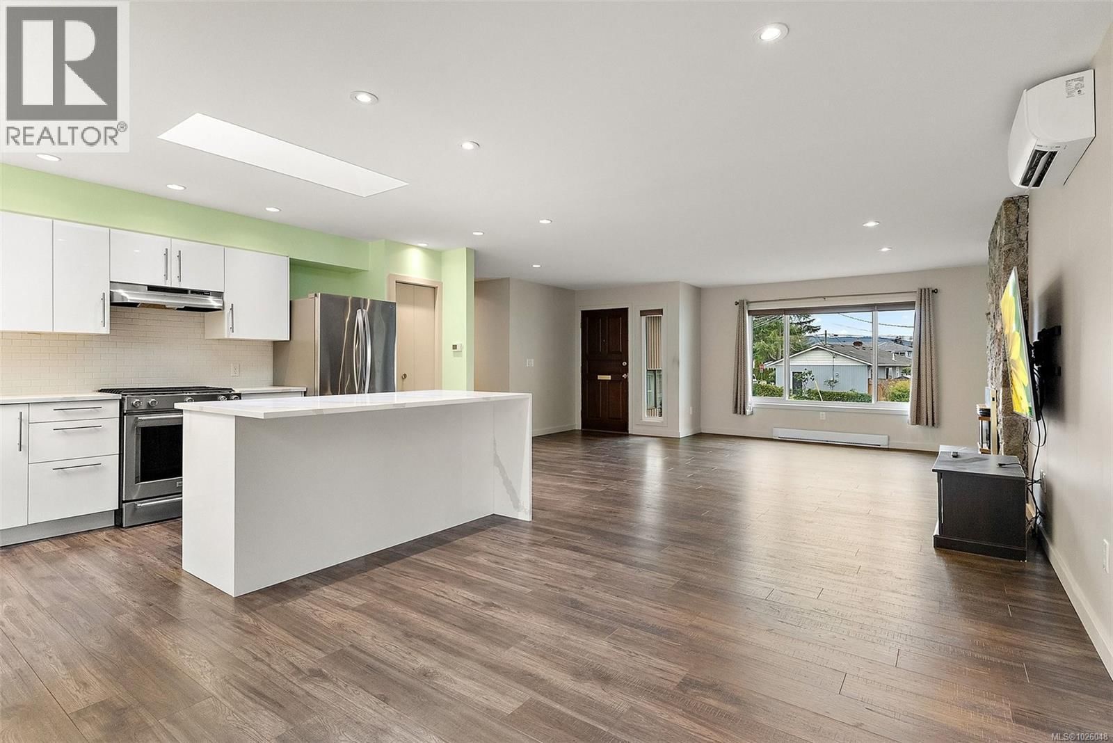 10411 FINCH PLACE Image 9