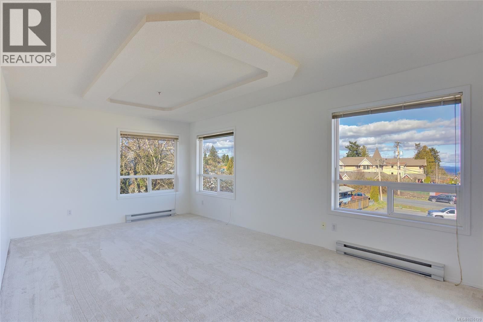 403 9876 Esplanade Street property photo