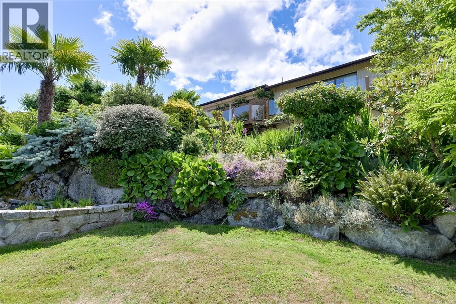 5489 Forest Hill Road property photo