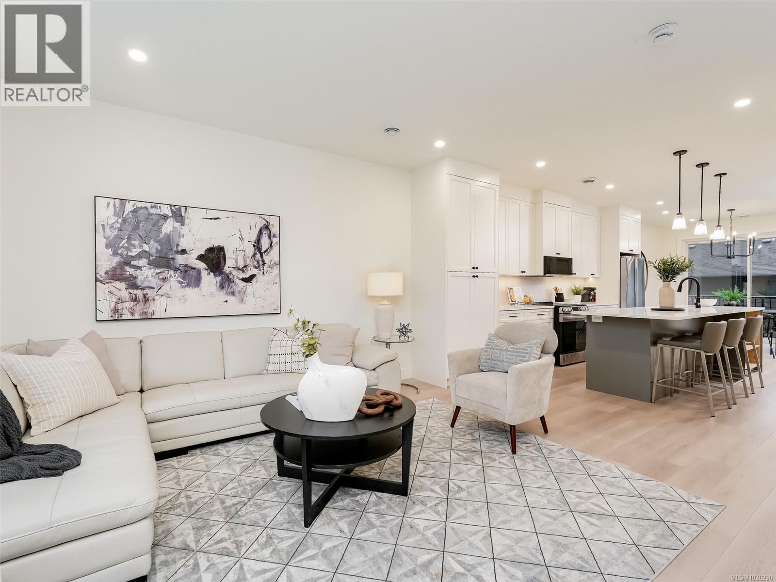 107 - 960 JENKINS AVENUE Image 1