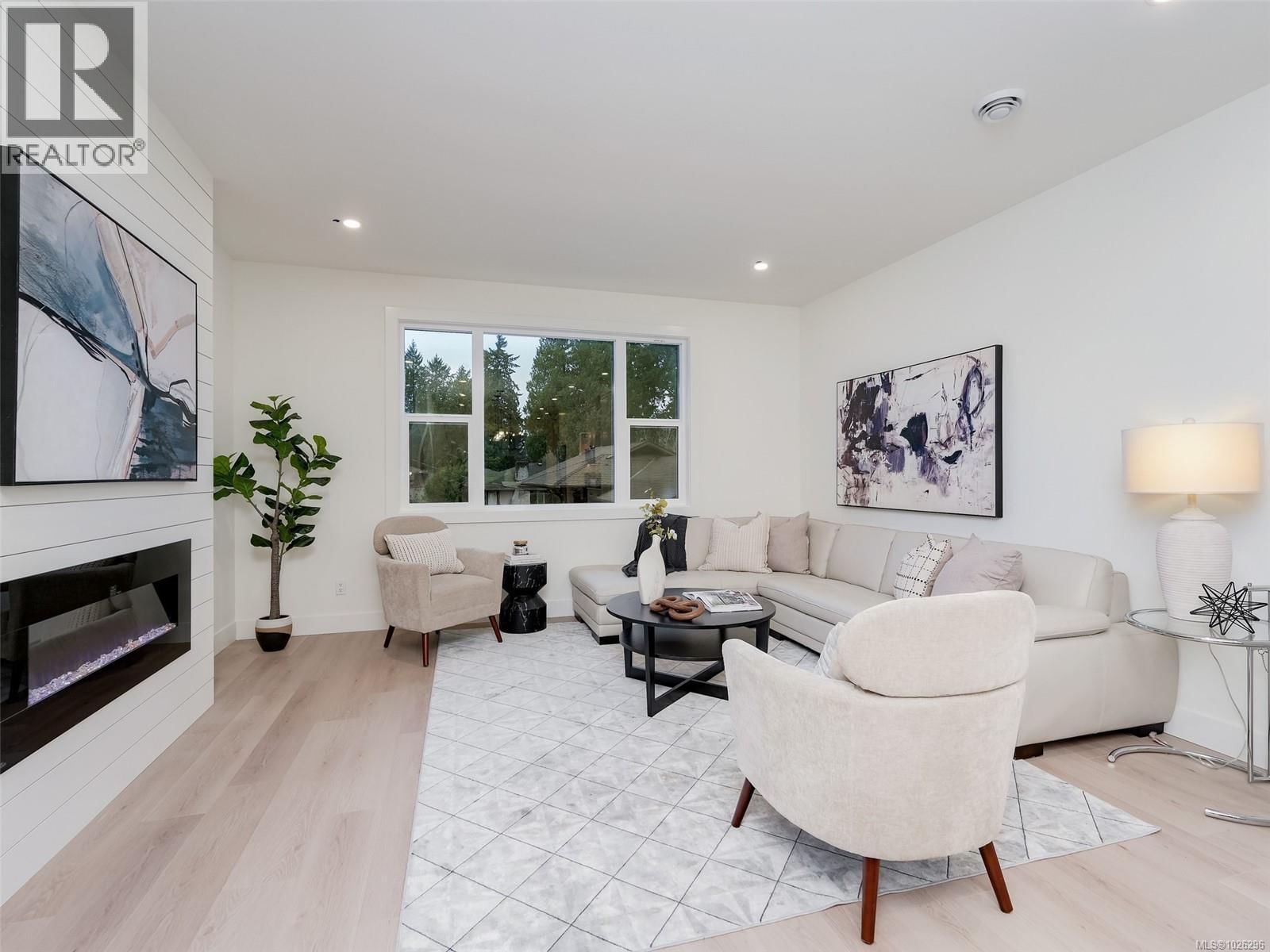 107 - 960 JENKINS AVENUE Image 4