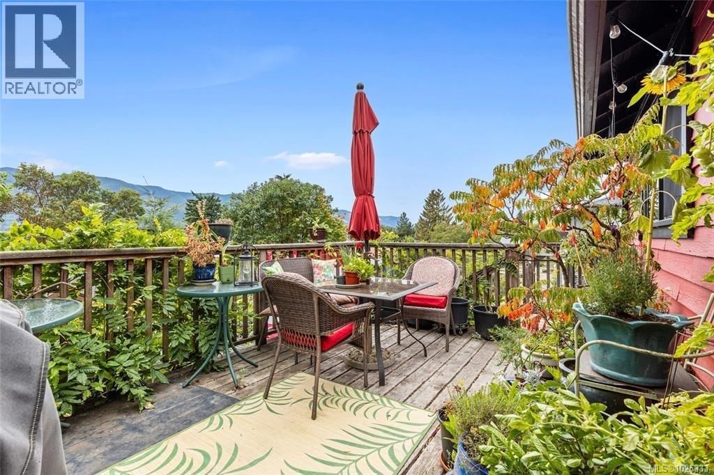 10664 Cedar Drive property photo