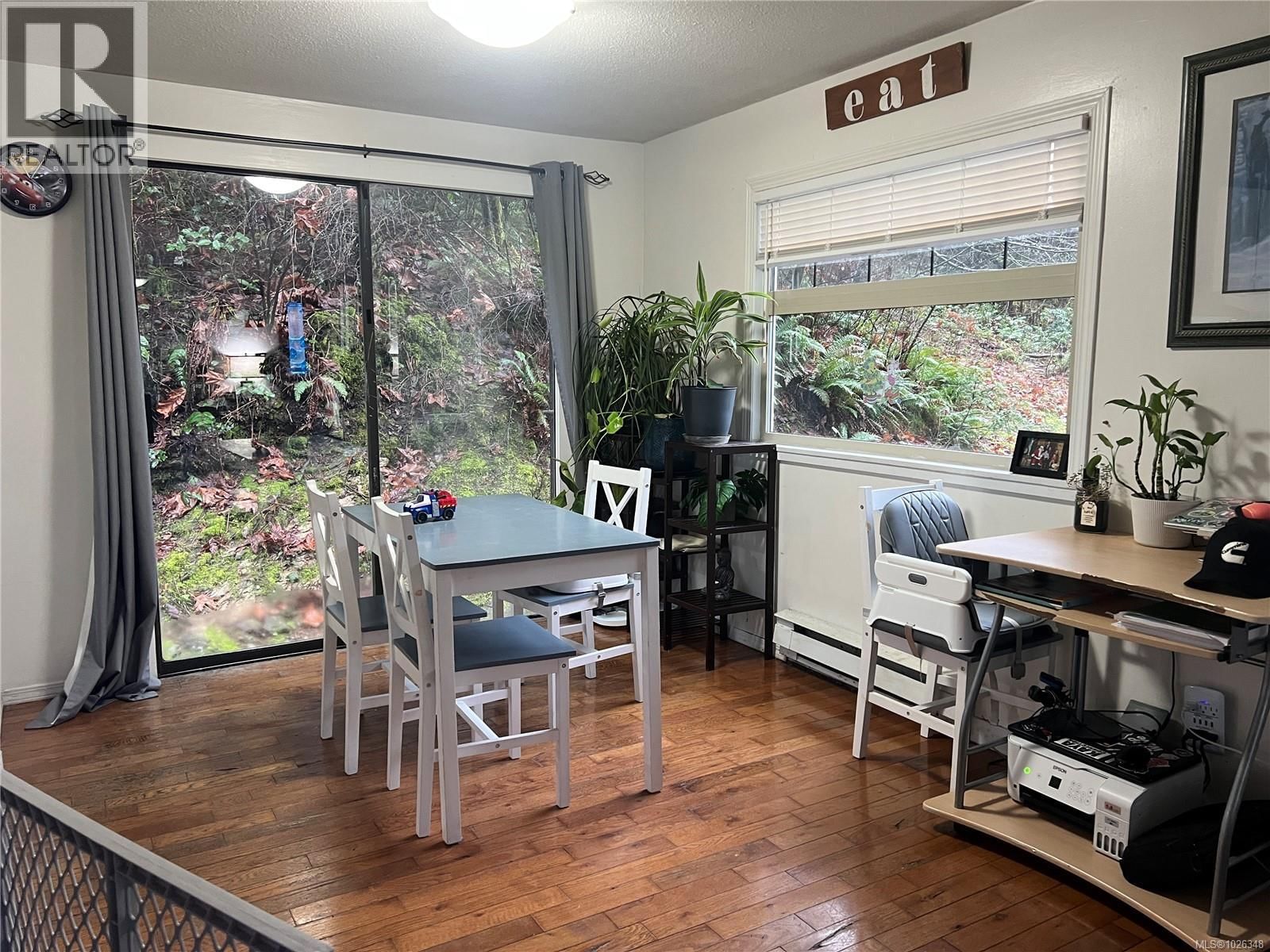 997 Cedar Road property photo