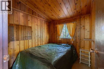 2740 Lakeview Road | Qualicum Beach British Columbia | Slide Image Twenty