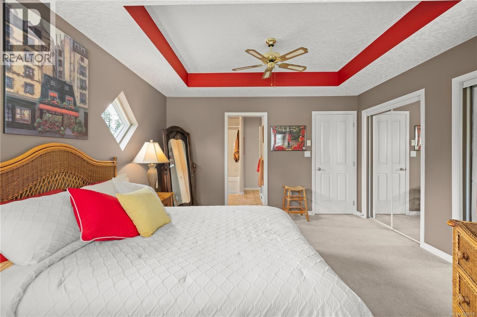 8 NEWSTEAD CRESCENT Image 15