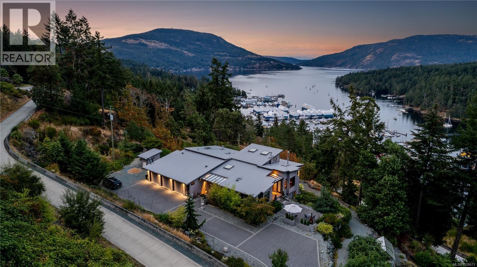 6088 Genoa Bay Road