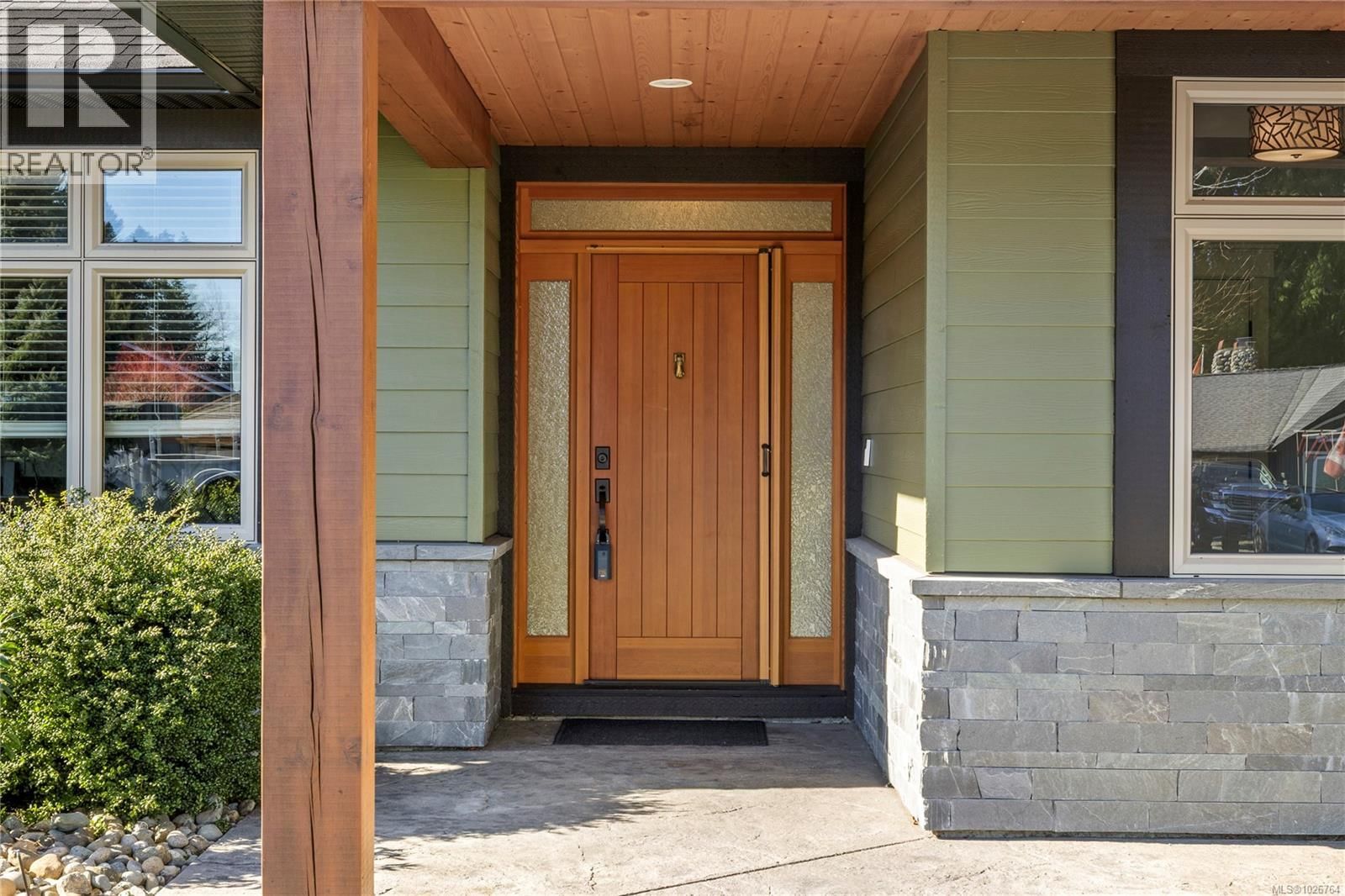 628 NASSAU CRESCENT Image 4