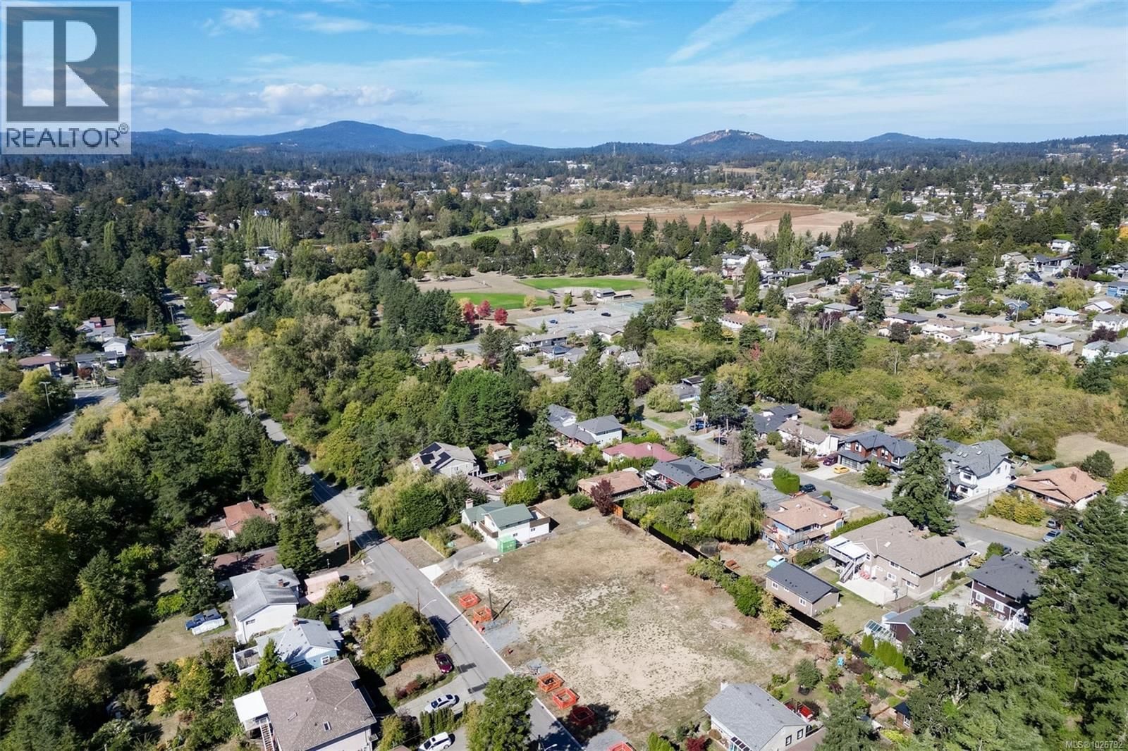710 Violet Avenue property photo