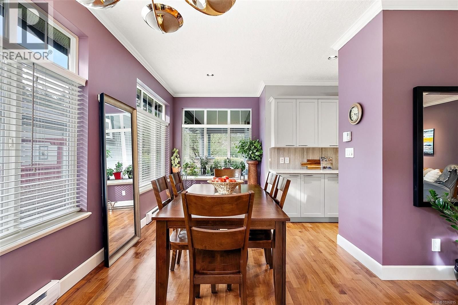 2357 DEMAMIEL DRIVE Image 9