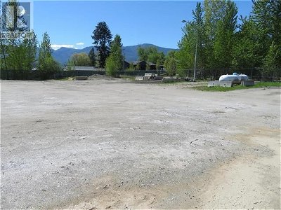 Image #1 of Commercial for Sale at 4063 Express Point Crescent, Scotch Creek, British Columbia