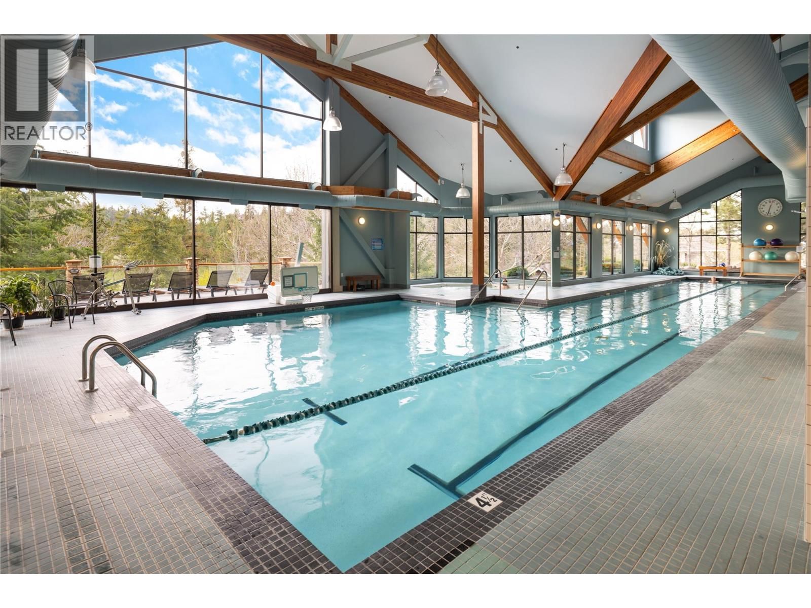 164 WILDSONG CRESCENT Image 37