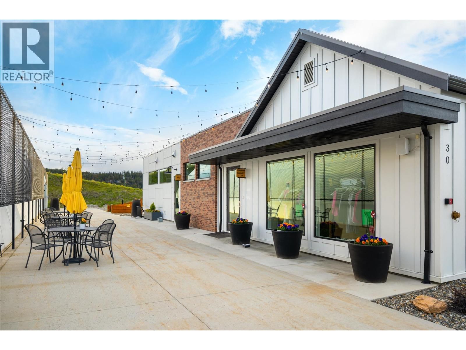 164 WILDSONG CRESCENT Image 41