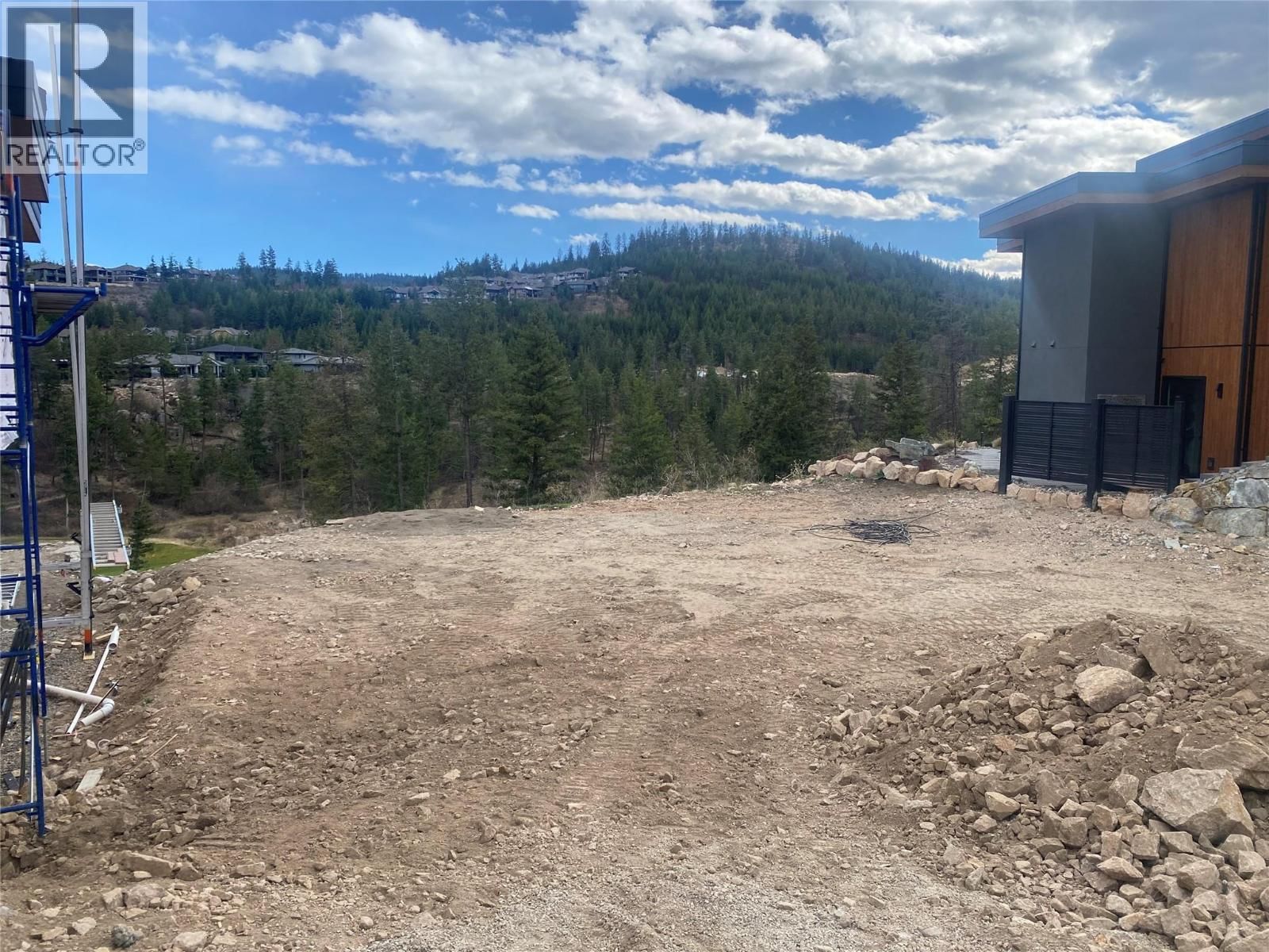 164 WILDSONG CRESCENT Image 6