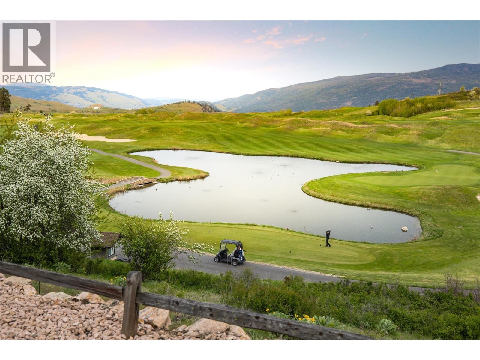 164 WILDSONG CRESCENT Image 69