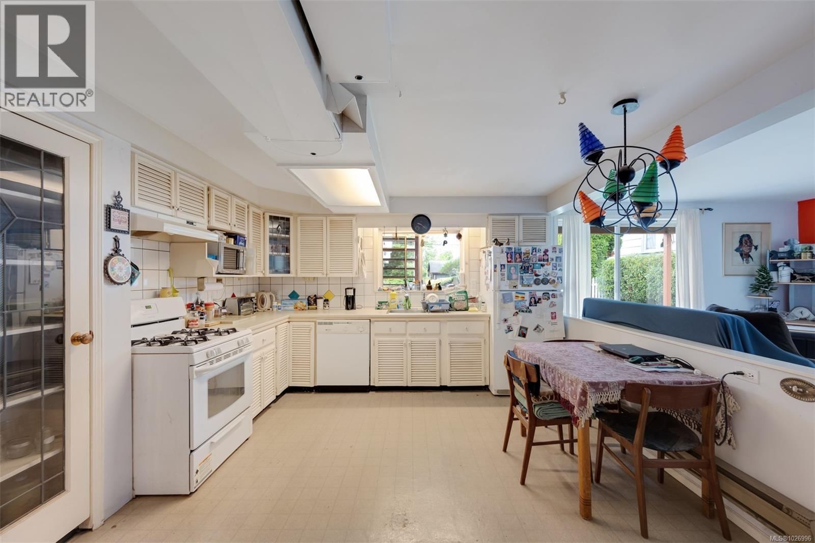 470 CONSTANCE AVENUE Image 38