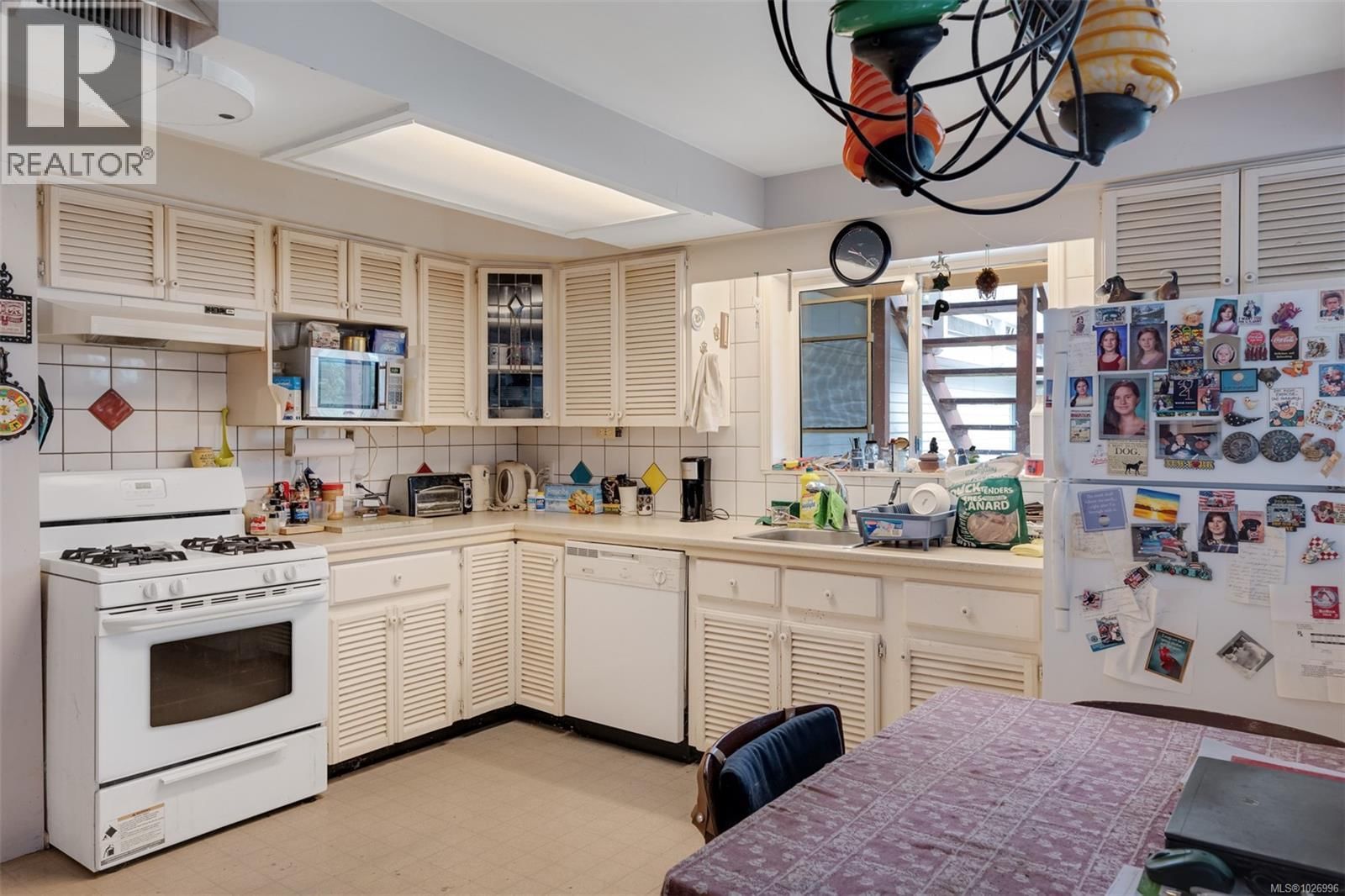 470 CONSTANCE AVENUE Image 40