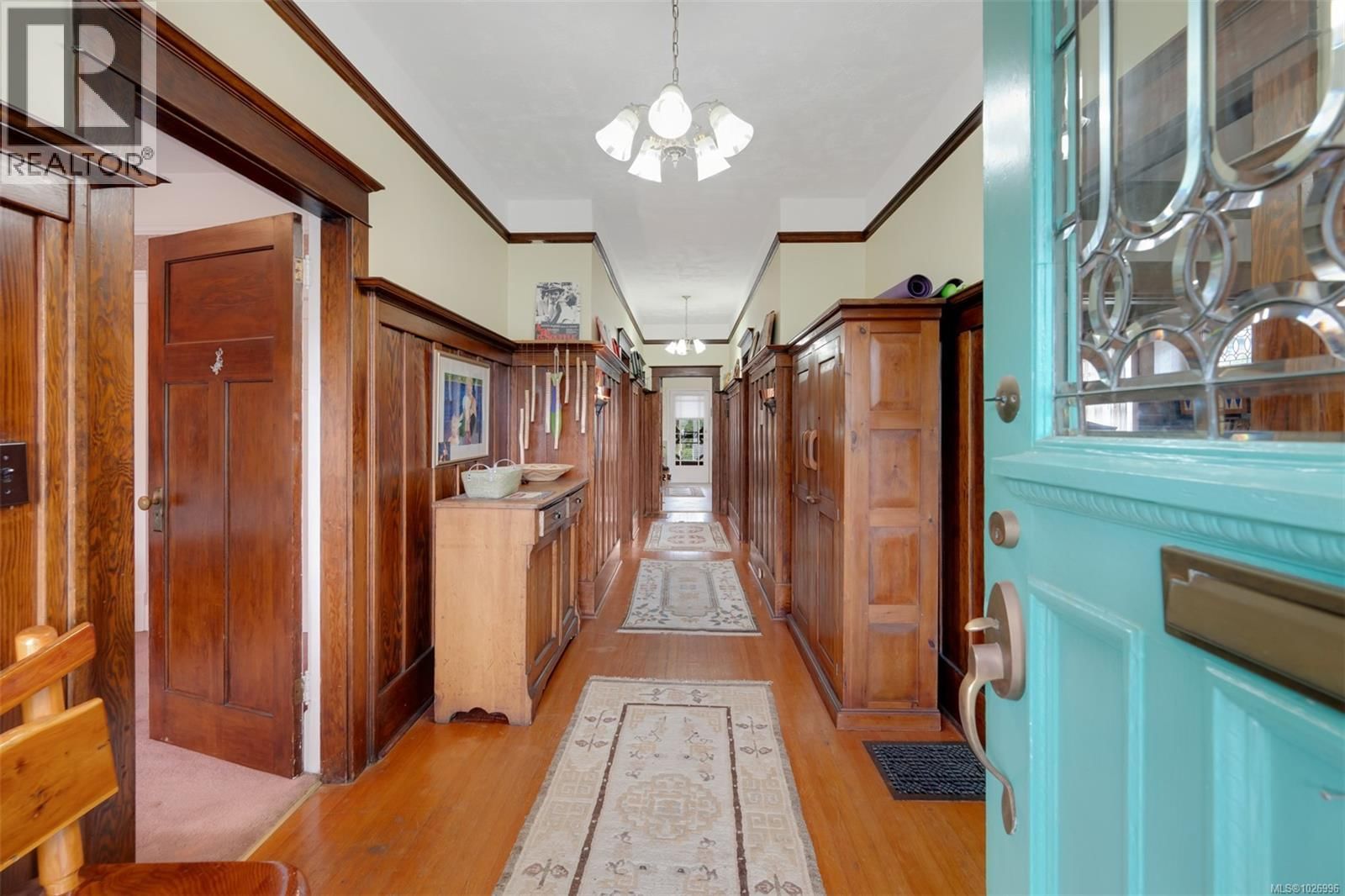 470 CONSTANCE AVENUE Image 7