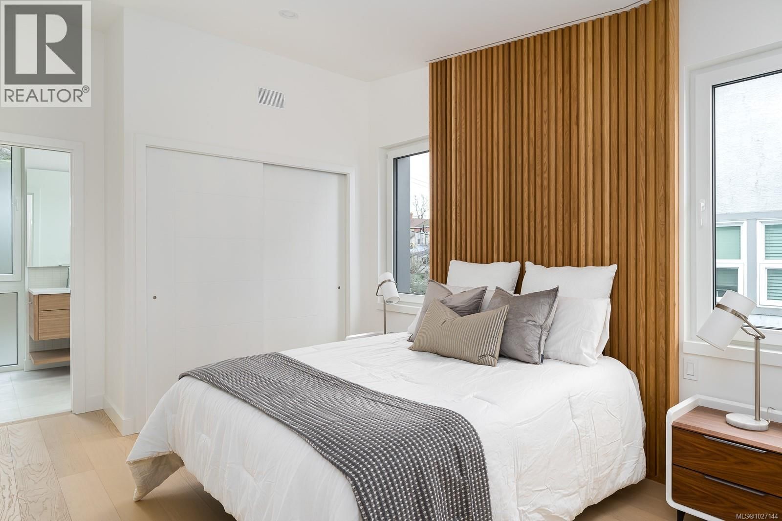 3 - 1417 MAY STREET Image 14