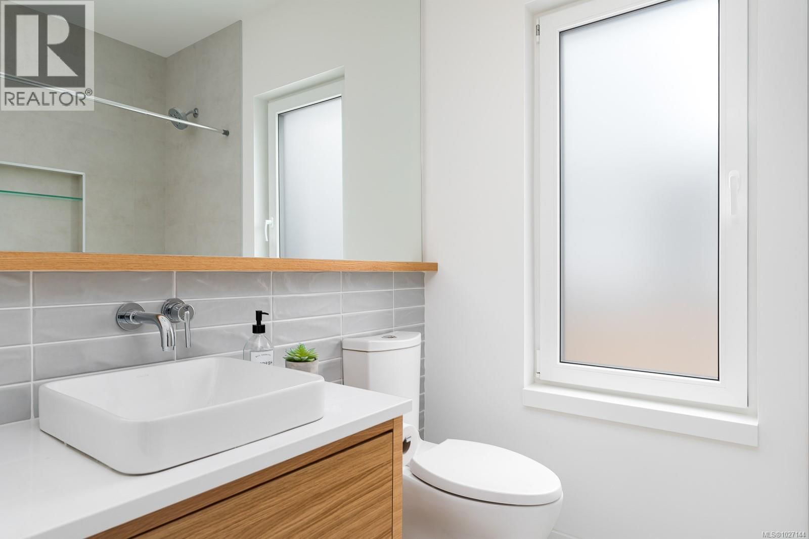 3 - 1417 MAY STREET Image 20