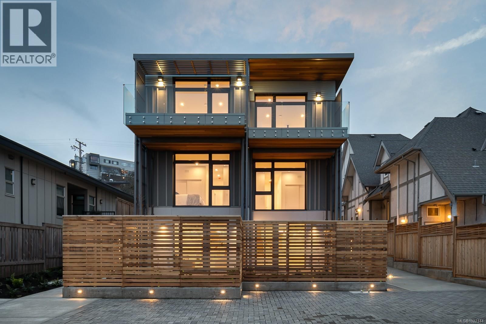 3 - 1417 MAY STREET Image 34