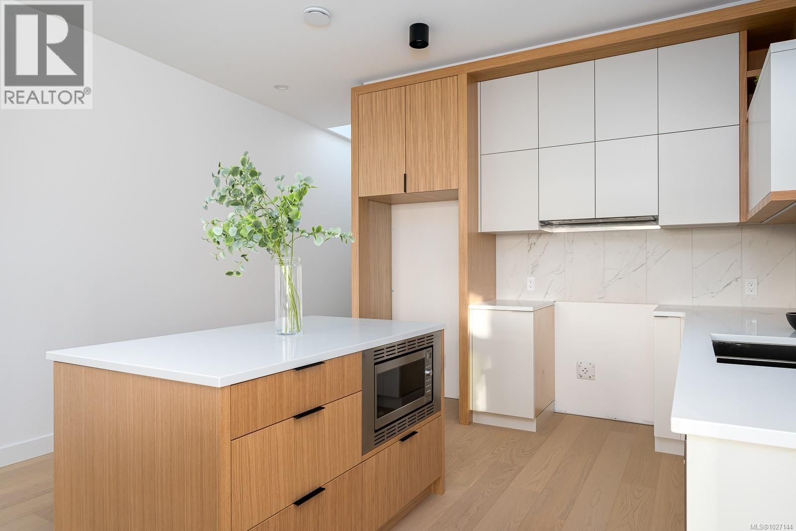 3 - 1417 MAY STREET Image 5