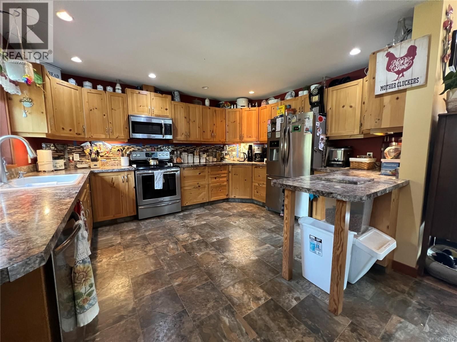 3824 Yellow Point Road property photo