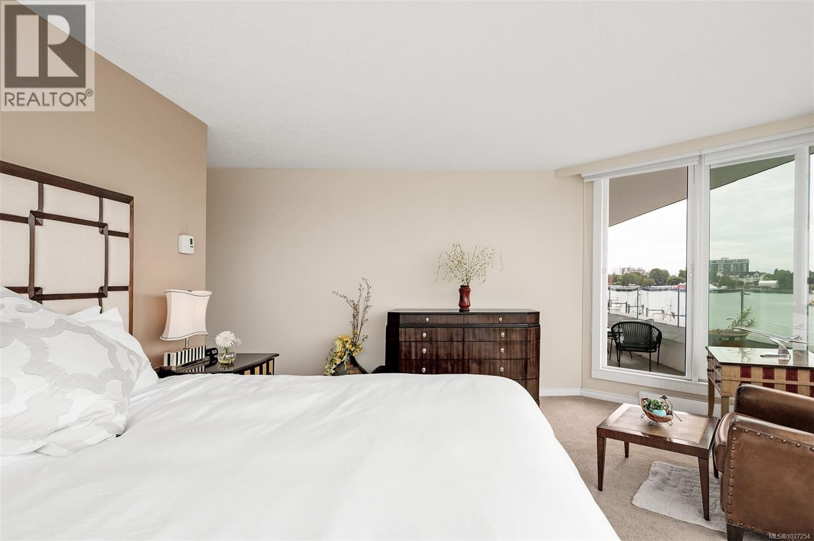 208 - 1234 WHARF STREET Image 16